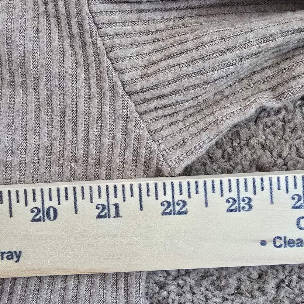 ALO Yoga Muse Hoodie Gravel Heather Cropped Sz Small - Picture 9 of 10